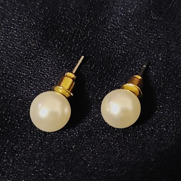 FNIO Gold Color Pearl Metal Hoop Earrings Set - Picture 8 of 11